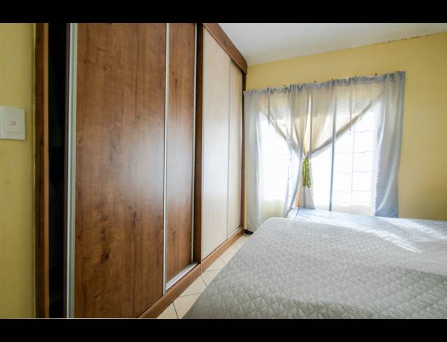 2 BEDROOM TOWNHOUSE FOR SALE IN MONAVONI AH